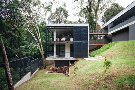 Galeria De Casas Brasileiras Resid Ncias Em Terrenos Inclinados