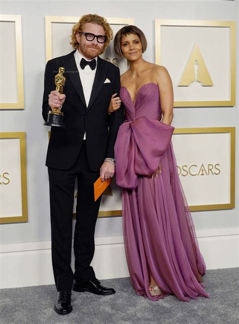 Halle Berry Halleberry Hberry Nude Leaks OnlyFans Photo TheFappening