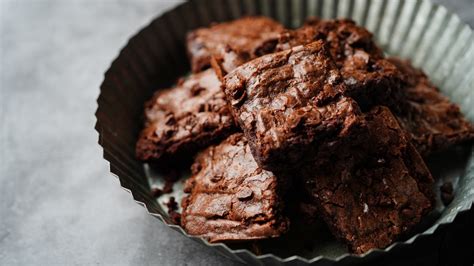 Quanto Tempo O Brownie Fica No Forno A Gás - Quantos minutos o brownie fica no forno? Veja o tempo médio - Marmitex ...
