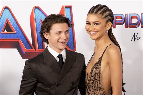 Zendaya unfollows everyone on Instagram including…