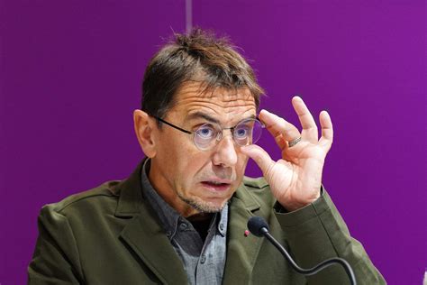 Monedero Critica A D Az Es Ministra De Podemos Y Hoy Ha Hecho Campa A