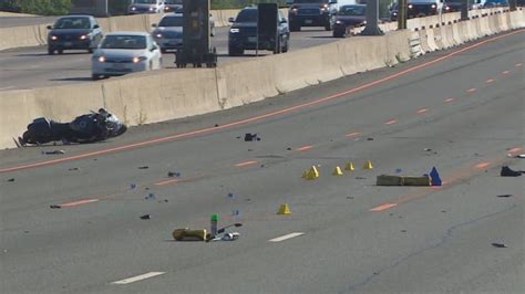 Man Killed Woman Injured In Hwy 401 Motorcycle Crash Cbc News