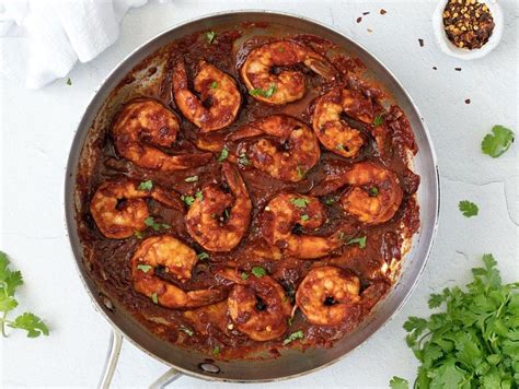 Camarónes a la Diabla (Deviled Shrimp)
