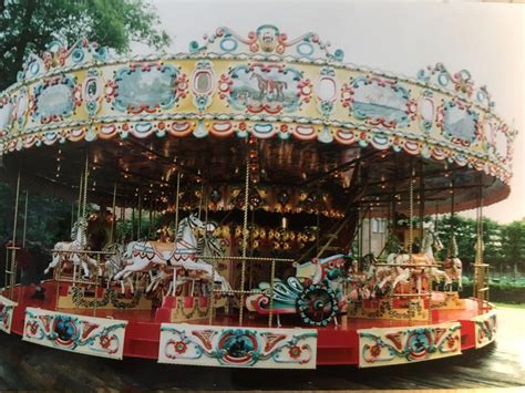 Vintage Roundabout in Netherlands – SOLD | AntiqueCarousels.com