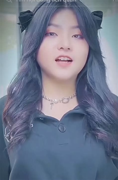 Hot Girl Tri U Follow Khoe D Ng Sau Khi Gi M Kg