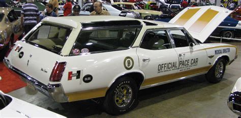 Oldsmobile Vista Cruiser The Crittenden Automotive Library