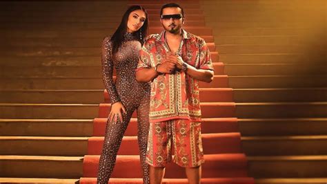 Yo Yo Honey Singh Biography Wiki Real Name Net Worth And Comeback 2023 Celebhow