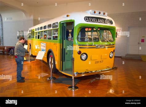 Rosa parks on bus hi-res stock photography and images - Alamy