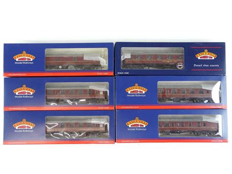 Lot 341 A Group Of Bachmann Mk1 Coaches All In Br