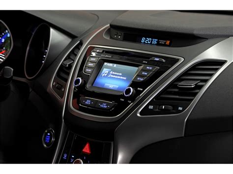 2015 Hyundai Elantra: 49 Interior Photos | U.S. News