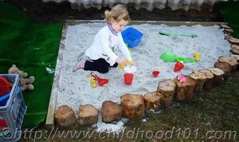 Как сделать песочницу из натуральных бревен и досок своими руками ...