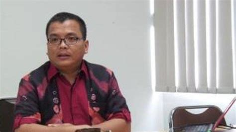 Denny Indrayana Respons Pelaporan Dirinya Ke Polisi Seharusnya