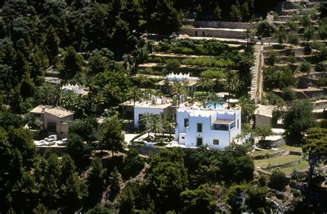 Inside Michael Douglass 3 5 Million Majorca Mansion That He Was