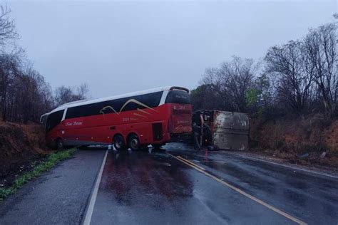 Chapada Diamantina Pelo Menos Pessoas Ficam Feridas Em Acidente