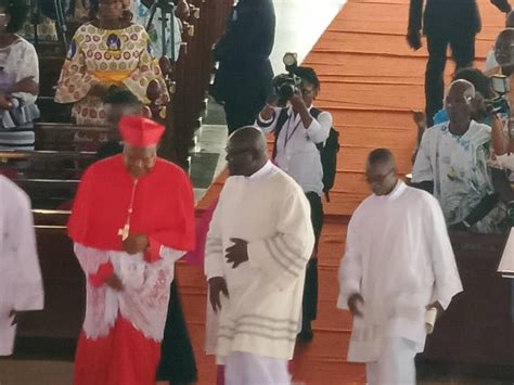 Messe d ordination épiscopale de Mgr Joseph Kacou Aka nouvel évêque de