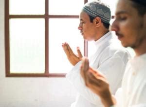 Lirik Sholawat Mughrom Arab Latin Lengkap Dengan Terjemahannya