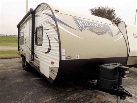 2018 New Forest River Wildwood X Lite 241QBXL Travel Trailer In Texas