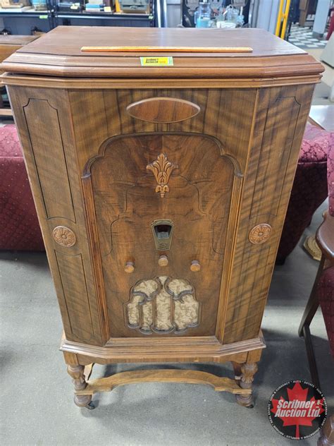 victor gramophone floor model cabinet style  castors model