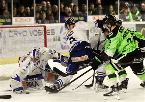 Photos Hockey Sur Glace Division Play Off Match Epinal Fait