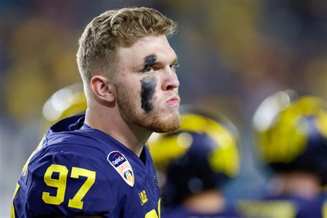 Aidan Hutchinson draft rumors: Michigan DE declares for 2022 NFL Draft ...