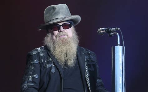 ZZ Top star Dusty Hill dead at 72 - The Tango 