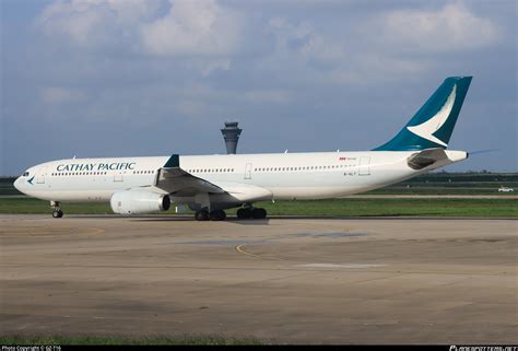 B HLT Cathay Pacific Airbus A330 343 Photo By GZ T16 ID 1485318