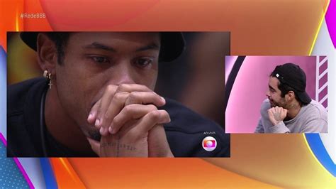 No Bate Papo BBB Pedro Scooby se emociona ao ver reação de Paulo André