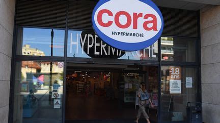 Carrefour Annonce Le Rachat Des Enseignes Cora Et Match Pour Renforcer