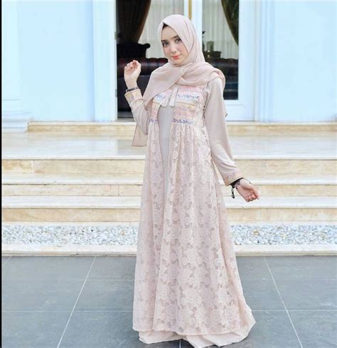 Model Kebaya Brokat Kombinasi Polos Model Gamis Brokat Terbaru 2020