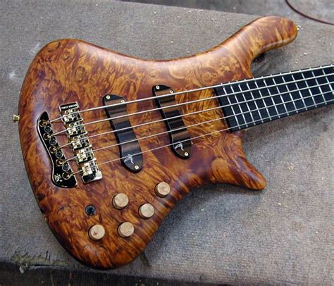 Burl Maple Bow Wood Electric Bass Electric Guitar