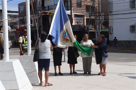 La Mañana De Hoy Domingo Se Llevó A Cabo El Izamiento Dominical Del