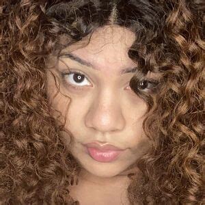 Gaialoveheart Gaialoveheart Gaialovesu Gaiaxox Nude Leaks OnlyFans Photos FapGeek