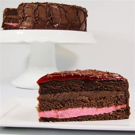 Bolo Semi Naked Red Velvet Di Norma Dolceria