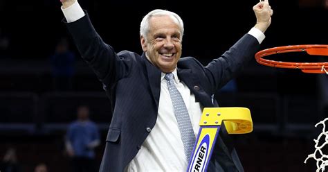 Roy Williams, North Carolina men's basketball coach, retires - CBS News