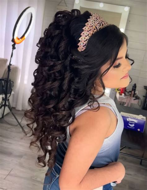 Pin By Baudelia Hernandez On Natalie Quince Quince Hairstyles