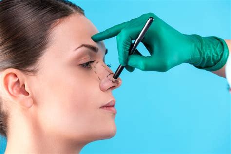 Preis für eine Rhinoplastik in Dubai BesteKlinik