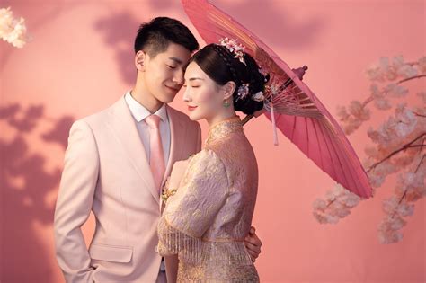 成都婚纱摄影 成都婚纱照 中式婚纱照这样拍才好看，你需要学会这样避坑 知乎