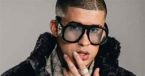 Forbes Nombra A Bad Bunny Como El Nuevo “rey Del Pop”