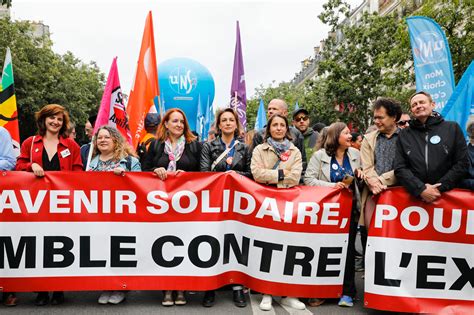 Fran A Dezenas De Milhares Nas Ruas Contra Extrema Direita Observador