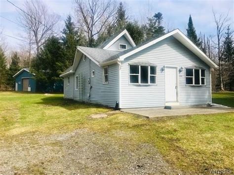 3203 Syler Rd Varysburg Ny 14167 ®