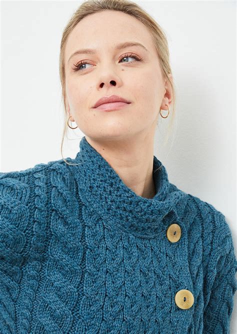 Aran 3 Buttons Trellis Cardigan Irish Sea