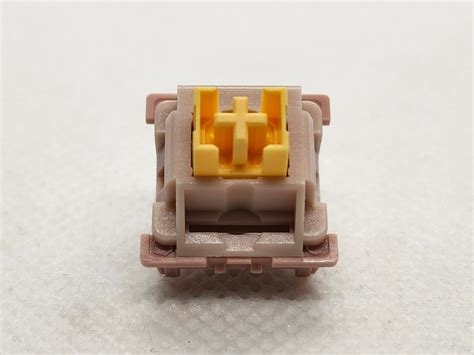 Outemu Silent Peach V2 – SwitchOddities