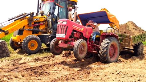 New Jcb 3dx Backhoe Loader Machine Loading Mud In Mahindra 475 Di