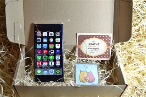 Как оригинально подарить айфон: Как подарить iPhone? Упакуйте в стул ...