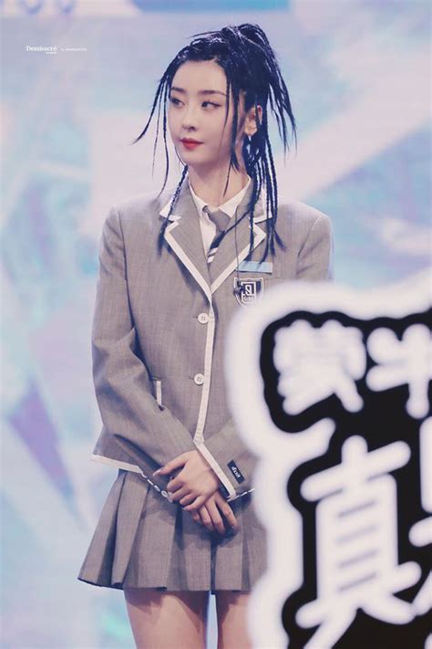 Học trò cưng của Lisa hot nhất chung kết Thanh Xuân Có Bạn Mái tóc siêu chất thần thái sát