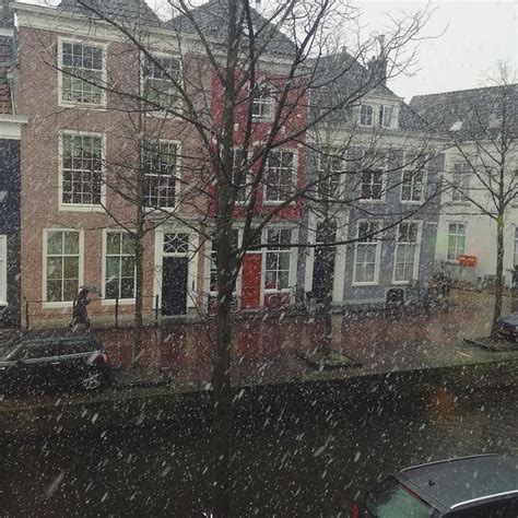 Uitgeverij Eburon On Instagram En Toen Was Er Ineens Sneeuw Op De