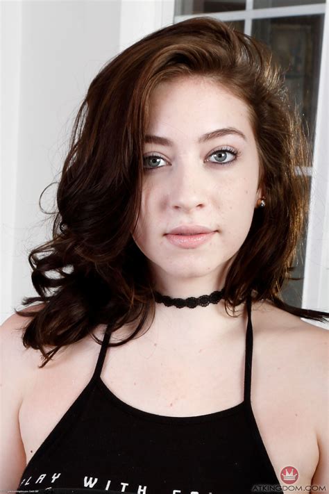 ZzUp Free Porn Pics Sex Art Photos Offshore Pictures Sharing
