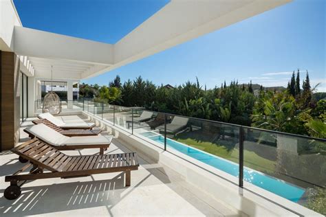 Luxuri Se Villa Schlafzimmer Zu Verkaufen In Nueva Andalucia