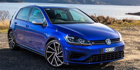 2018 Volkswagen Golf R Review Drive