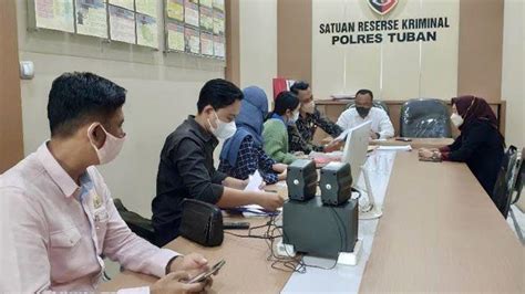 Puluhan Korban Investasi Bodong Ramai Ramai Datangi Polres Tuban